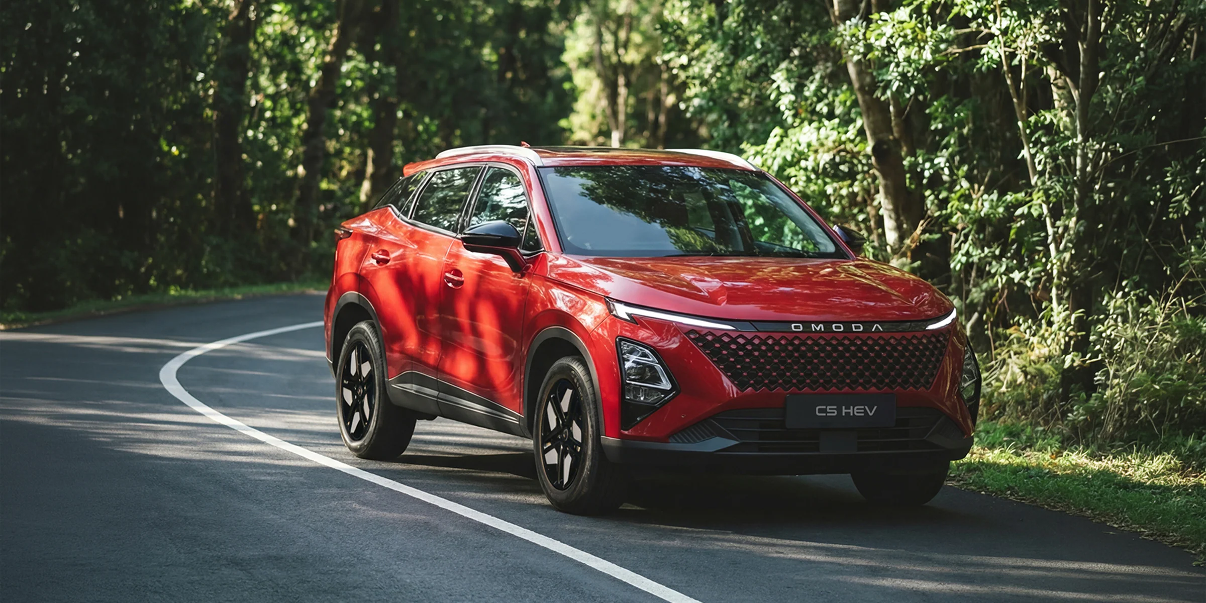 OMODA C5 SHS on the road